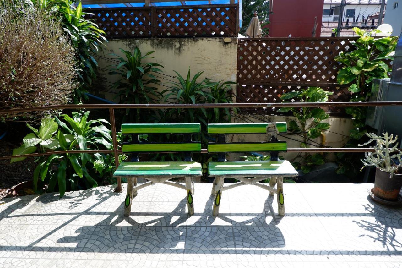 Kata Beachwalk Hotel And Bungalows Екстер'єр фото