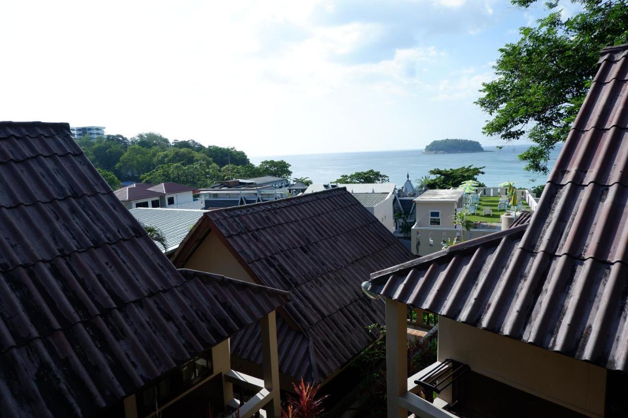 Kata Beachwalk Hotel And Bungalows Екстер'єр фото